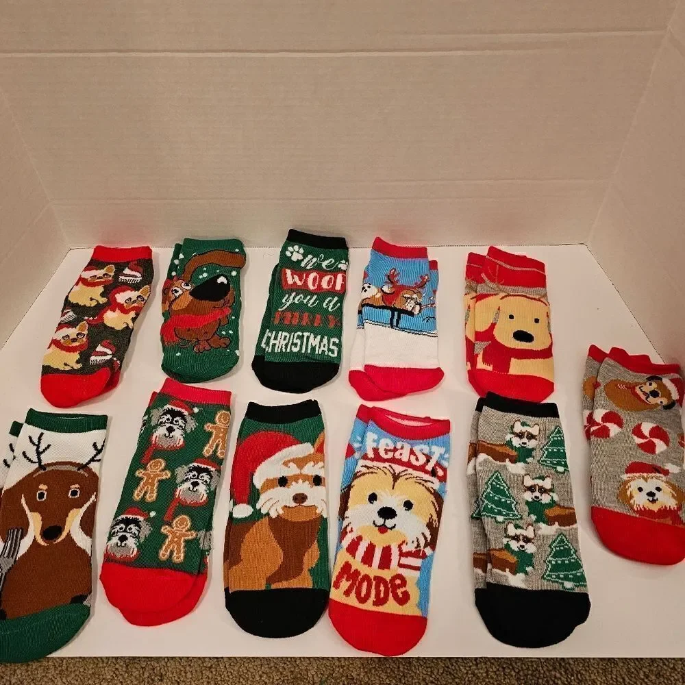 Cute no show socks Christmas doggie socks. Ladies size 9-11